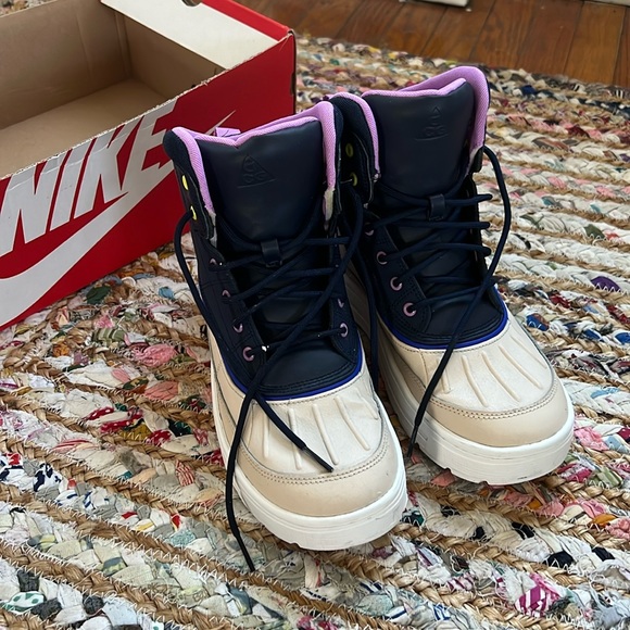 Nike Woodside 2 High (GS) - Picture 3 of 13